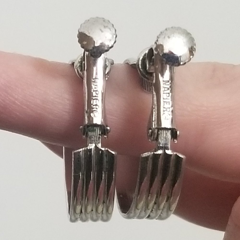 vtg Napier silvertone screwback hoop earrings w hinge - Picture 2 of 13